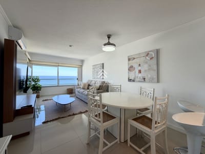 Venta apartamento 2 dormitorios Playa Mansa