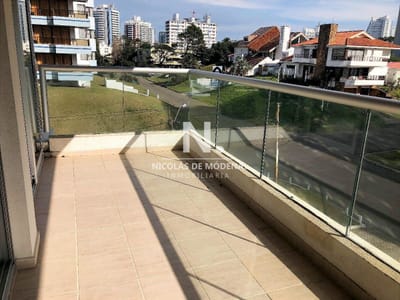 Icon Brava Tower  Parada 6 de Playa Brava, Punta del Este departamento de 2 dormitorios en venta