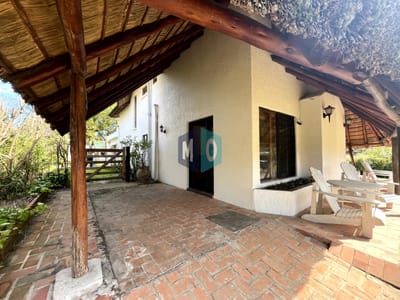Casa en Pinares a 500 metros del mar - 2 dorm y1/2