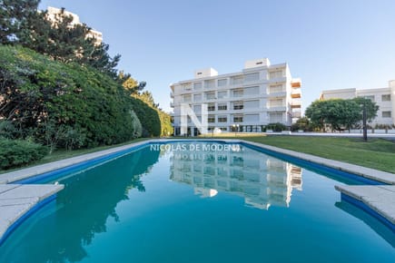 Amplio apartamento de 3 dormitorios en Aidy Grill, Punta del Este