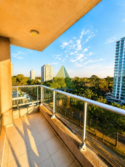 En venta apartamento de 3 dormitorios en Cantegril, Punta del Este con agradable vista - Ref : EQP8324