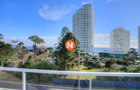 Apartamento en Venta de 2 dormitorios en Playa Mansa , Punta del este