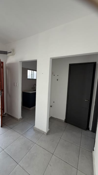 Alquiler Apartamento Dos Dormitorios Con Patio Y Parrillero En Cerrito