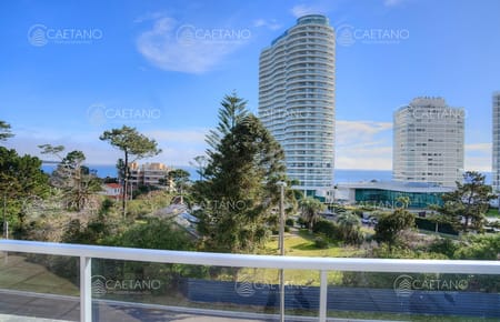 Apartamento en Venta de 2 dormitorios en Playa Mansa , Punta del este