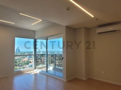 EN VENTA EN PETRA TOWER - LA TORRE MÁS ALTA DEL PAIS