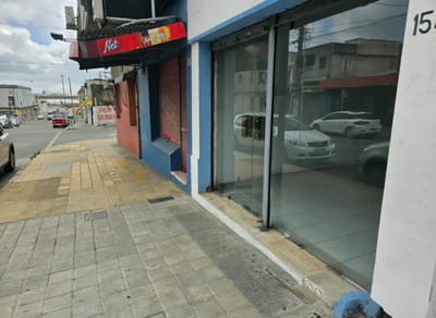 Venta Local Comercial Ciudad Vieja Próximo Plaza Independencia Centro