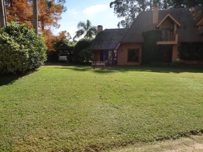 VENTA CASA DE 5 DORMITORIOS EN SAN RAFAEL