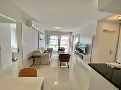 VENTA DE APARTAMENTO DE 2 DORMITORIOS Y MEDIO EN EDIFICIO ICON BRAVA