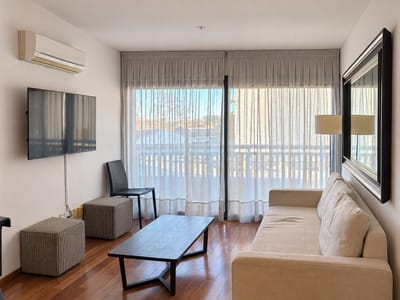 Loop. 1 Dormitorio. Con Muebles.