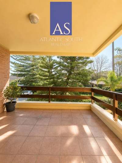 Apartamento de 3 dormitorios con parrillero y estufa a leña en Playa Mansa