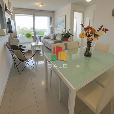 Apartamento en venta de dos dormitorios en Avda  Roosevelt