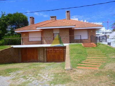 Gran casa de 4 Dormitorios en Aidy Grill, Punta del Este - Ref : EQP7214