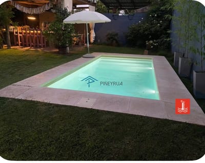 El Tesoro, buena ubicación, casa de 3 dormitorios, piscina climatizada, jardín con parrillero techado.