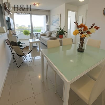 Apartamento en venta de dos dormitorios en Avda  Roosevelt