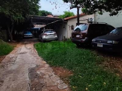 Venta de Casa a Refaccionar o Demoler