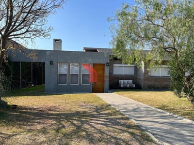 Venta casa 4 dormitorios, Mercedes, Soriano