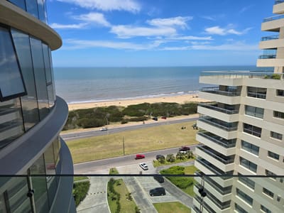 APARTAMENTO EN TRUMP TOWER – ALQUILER DE TEMPORADA EN ENERO USD 30.000 – ALQUILER POR TODO EL MES DE ENERO