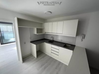 Apto en renta con renta 1 dormitorio, 1 baño-Goes