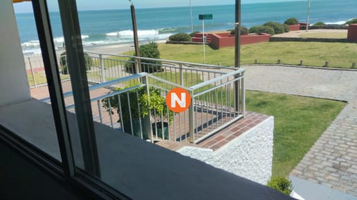 VENTA DE APARTAMENTO EN BRAVA DE 1 DORMITORIO CON VISTA AL MAR EN PENINSULA