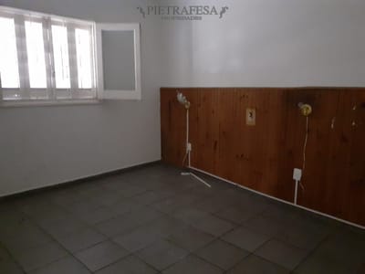 Casa en venta 3 dormitorios - 1 baño - cochera - Corumbé - Perez Castellanos