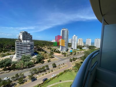 APTO 2 DORMITORIOS EN OCEAN DRIVE