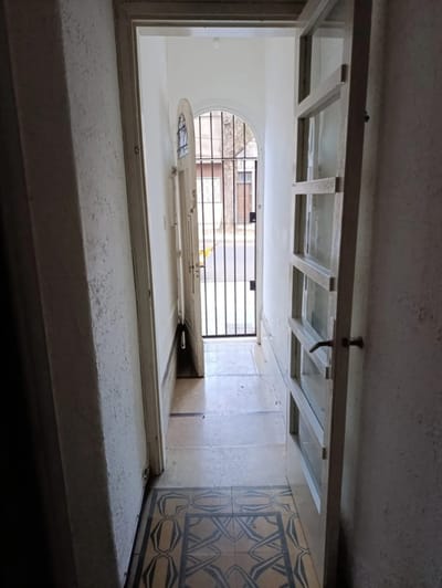 Alquiler Casa Al Frente De 1 Dormitorio Sin Gastos Comunes En Tres Cruces