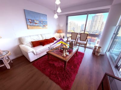 Apartamento en Playa Mansa de 3 Dormitorios - Punta del Este
