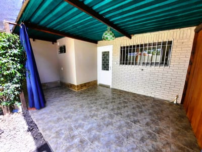 CASA TIPO APARTAMENTO EN EL CENTRO DE LAGOMAR!! 