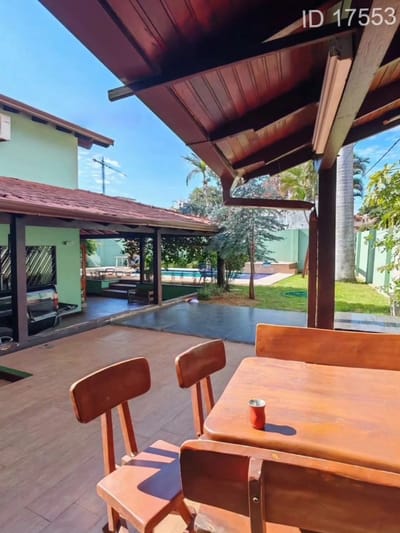 CASA 4 DORM VENTA FERNANDO MORA ZONA NORTE 383M2 PISCINA JACUZZI GENERADOR