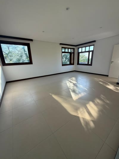 ALQUILO CASA EN BARRIO CERRADO -ZONA GOETHE