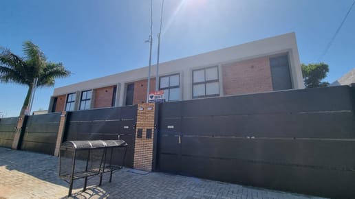 ALQUILO DUPLEX - LUQUE LOMA MERLO