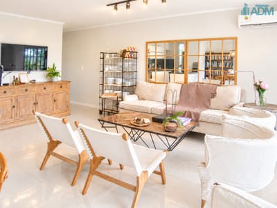 Hermoso departamento de 2 dormitorios en venta en Roosevelt