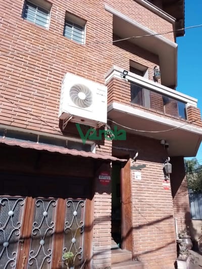 Casa de tres dormitorios en parque batlle