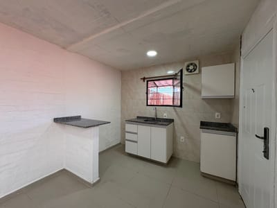 ALQUILER APARTAMENTO 1 DORMITORIO PATIO Y COCHERA FLOR DE MAROÑAS