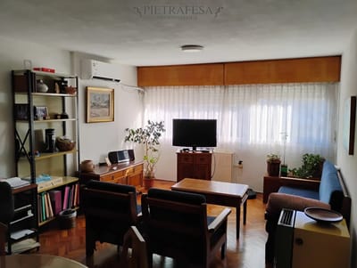 Venta de apartamento, 3 dormitorios , 2 baños . La blanqueada