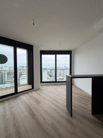 Apartamento Súper Luminoso En Tres Cruces - Alquiler 1 Dormitorio A Estrenar