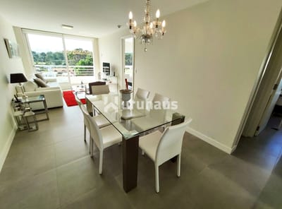 Departamento en Torre con amenities full en Punta!