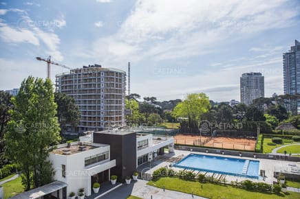 Departamento de 1 y medio dormitorio en venta a pasos de Playa Brava