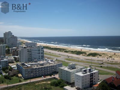 Apartamento - Playa Brava Parada 3