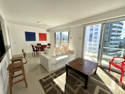Apartamento en venta de 3 dormitorios en Aidy Grill Playa Brava Punta del Este