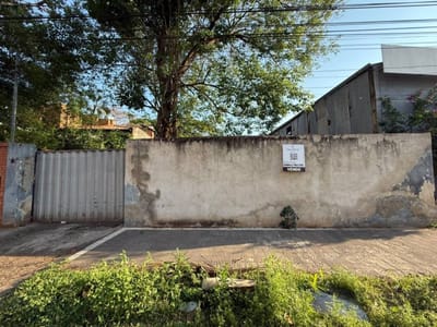 Exclusivo terreno en eje corporativo