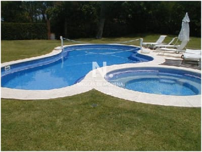hermosa casa con muy buen parque escucha oferta y financia a largo plazo