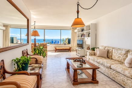 Apartamento en venta-3 Dormitorios- Peninsula, Punta del Este