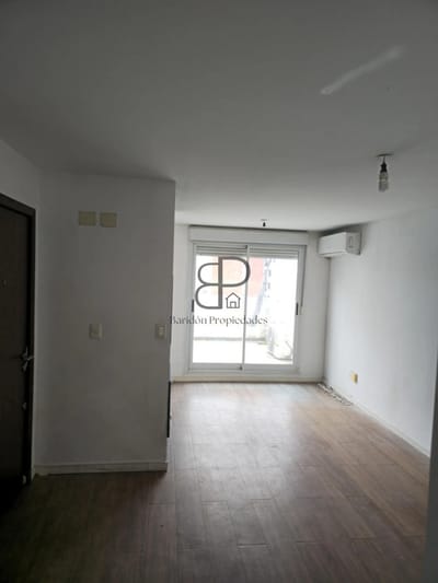 Alquiler Apartamento 2 Dormitorios Cordón con balcon y cochera