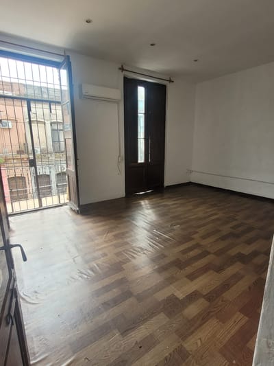 ALQUILER EN GOES, 1 DORMITORIO OPCION 2 DORMITORIOS, POR ESCALERA, BALCON, GASTOS BAJOS
