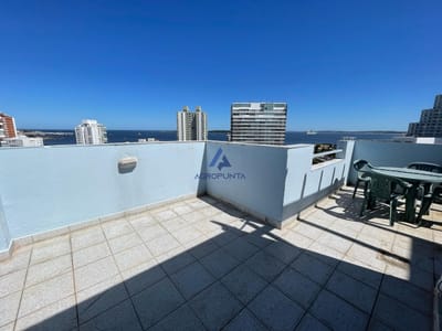 Apartamento Penthouse 2 Dormitorios Zona Enjoy Punta del Este en Venta