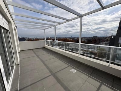 Penthouse En Alquiler 2 Dorm Con Gge - Tres Cruces