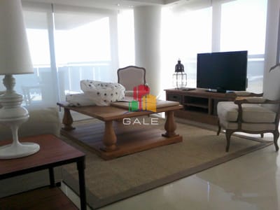 ¡Bienvenido a su nuevo hogar en Brava, Punta del Este!