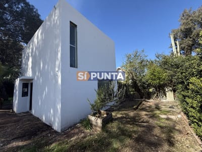OPORTUNIDAD CASA RECILADA CON 3 DORMTORIOS EN LA BARRA, EL TESORO EXCELENTE UBICACION