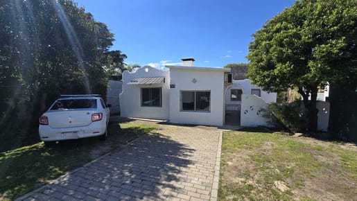 Alquiler Casa 3 Dormitorios Ciudad de la Costa Giannattasio Lado Sur